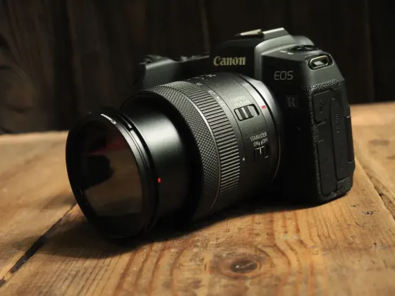 Canon EOS RP Canon RF 24 50 mm IS Макеевка
