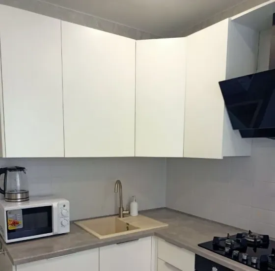 Сдаю двухкомнатную квартиру 54.0 м² в Киевском районе ор. Маяк Донецк
