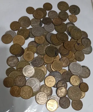 Мелочь ссср и россии 1200 гр Донецк