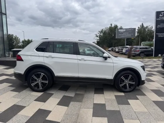 VOLKSWAGEN TIGUAN Донецк