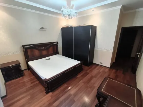 Продажа 3-комнатной квартиры. Донецк