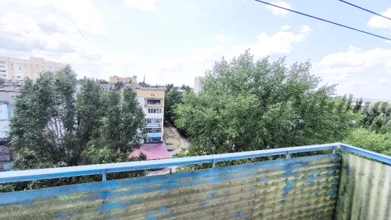 Продам 1х п. Юбилейный 7/9-эт Луганск