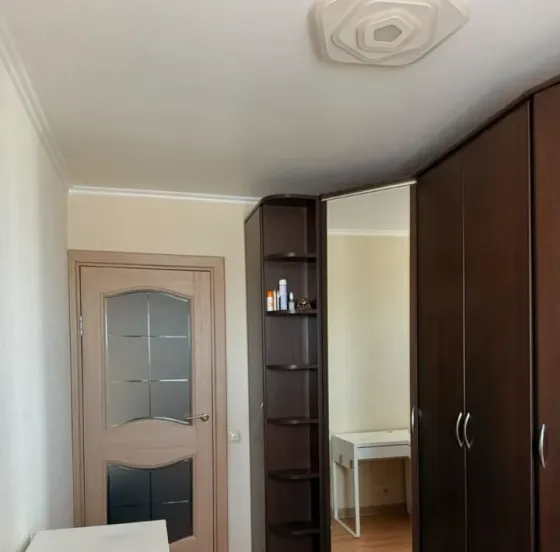 Сдаю двушку в Калининском районе 3 этаж Донецк