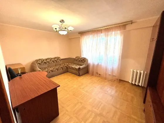 Сдаётся трёхкомнатная квартира в Кировском районе Донецк