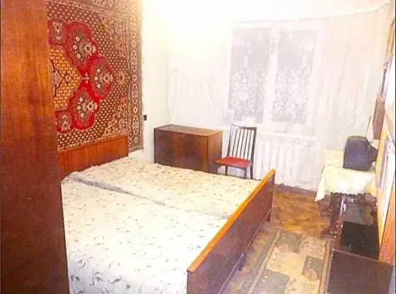 Продаю 3-х комнатную квартиру в Ворошиловском районе, Облстат, Университетская Донецк