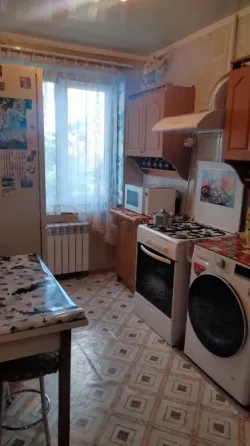 Продам светлую и чистую квартиру Мариуполь