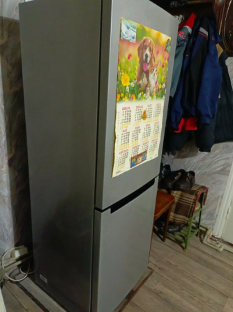 Продам холодильник Харцызск