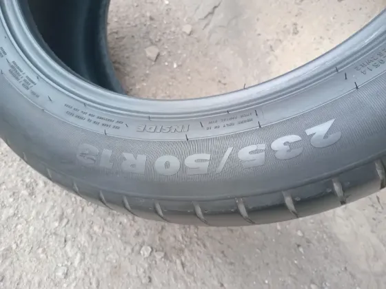 Продаю один скат 235 50 18 Донецк