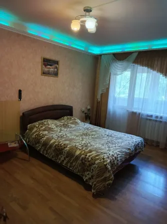 Продам 1 комн кв пересечение ул Щорса с проспекта. Таманский. Донецк