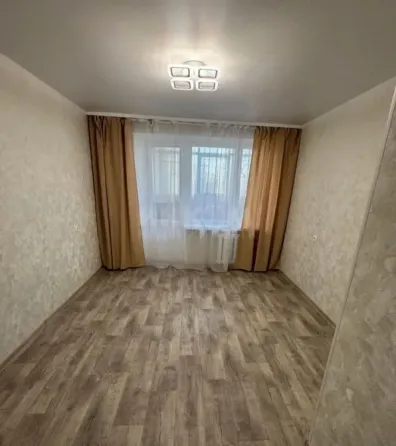Продам 1к кв. Восточный Луганск