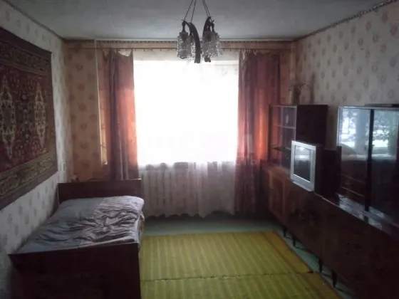 Продам 3к 50-лет Обороны Луганска Луганск
