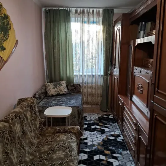 Сдам 3 ком квартиру Центральный  р-н , пр-т Строителей ,ор-р "Бахчиванджи", Мариуполь