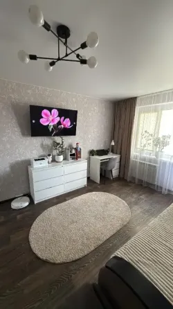 Продам отличную с новым ремонтом 1 к.кв Макеевка Центр Малиновского Макеевка