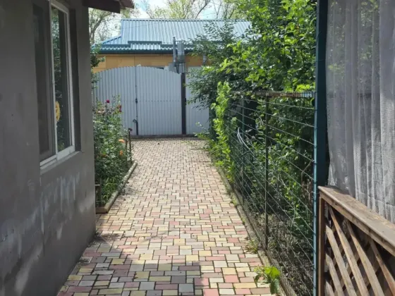 Продается квартира на земле Донецк