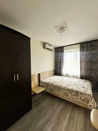 *Сдаю 2-комнатную квартиру 56 кв.м2 в Калининском районе Донецка. Донецк