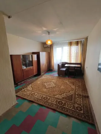 Продаётся 1 к. кв. м-н Строитель. Макеевка