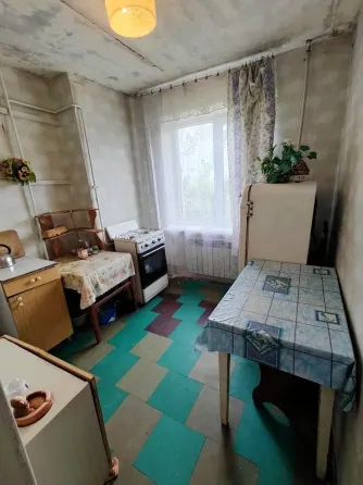 Продаётся 1 к. кв. м-н Строитель. Макеевка