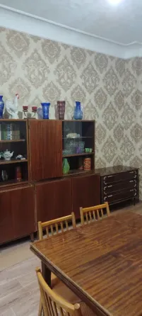 Продам 3-х сталинку возле парка славянской культуры Донецк
