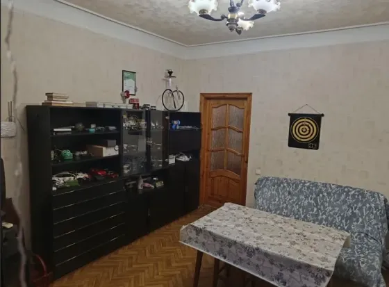 2 комнатная квартира Калининский р-н,Донецк Донецк