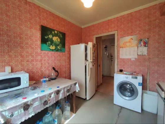 Продам 3-х комнатную квартиру, 76 кв., в Куйбышевском р-не Донецка, ул. Словацкая, Стоматология. Донецк