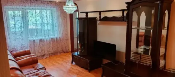 3-комнатная квартира,58м2,2/5,Ленинский р-н,Космос.Цена 7,2млн Донецк