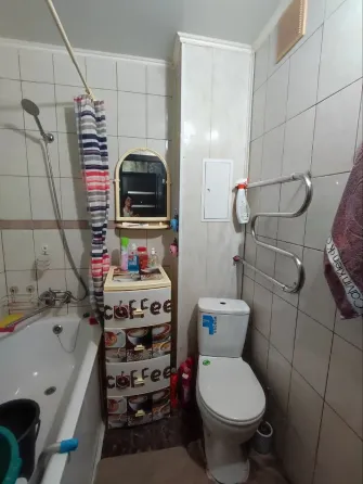Продам 1 ком. квартиру в Петровском р-не Донецка, ул. Крамарчука, пл. Победы. Донецк