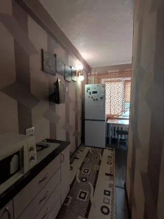 Продам 1 ком. квартиру в Петровском р-не Донецка, ул. Крамарчука, пл. Победы. Донецк