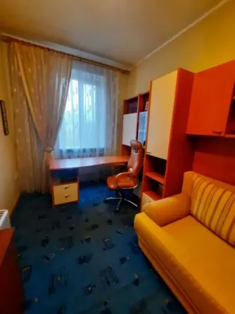 3-комнатная квартира,77м2,3/3,Калининский р-н,ул.Цусимская.Цена 8млн Донецк