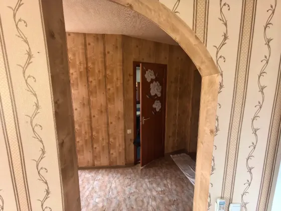 Продам 1комнатную квартиру в Торезе Торез