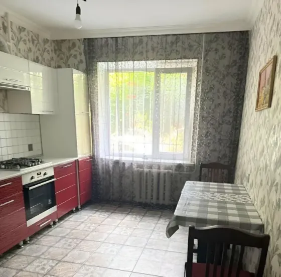 Сдаётся 2х комнатная квартира в Куйбышевском районе, Топаз. Донецк