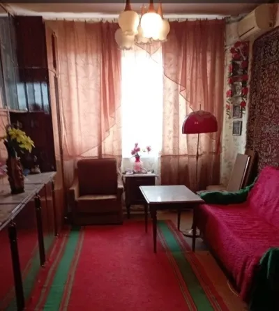 Продам 3крупногабаритная кв-ра. Кировский р-н. мкр. Текстильщик. Ориентир поликлиника 27. Донецк
