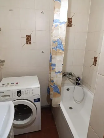 Продается 2-комнатная Квартира в Ленинском районе. Ул. Пухова. Боссе. Вода идет Донецк