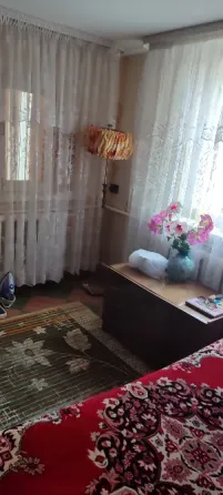 Продам 4-х комнатную двухуровневую квартиру на Мотеле с гаражом Донецк