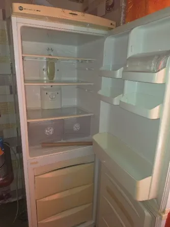 Продам холодильник Макеевка