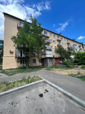 1-комнатная квартира под ремонт просп. Металлургов, д. 217 Мариуполь