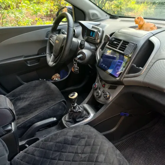 Продаю авто Chevrolet Aveo T300 Донецк