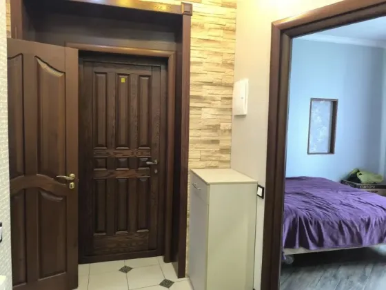 Продам 2 ком. квартиру на Азотном Донецк