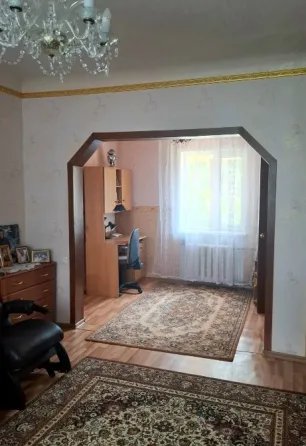 Продам 3ком. кирпичный дом. Кировский р-н. Ориентир дк.Абакумова. ул.Ленинабадская Донецк