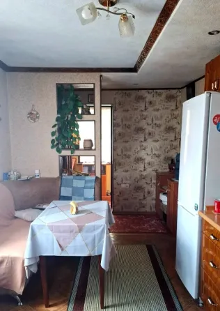 Продам 3ком. кирпичный дом. Кировский р-н. Ориентир дк.Абакумова. ул.Ленинабадская Донецк