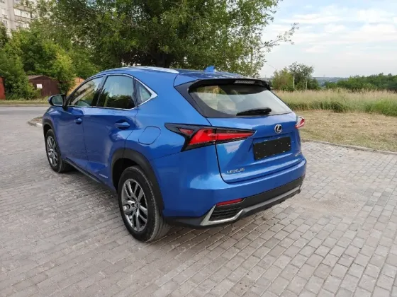 Продам LEXUS NX 300 гибрид Донецк