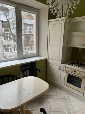 Сдаётся чистая уютная 2комнатная квартира в Куйбышевском районе, ориентир пл. Бакинских Комиссаров Донецк