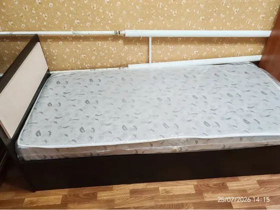 Продам кровать с матрасом Донецк