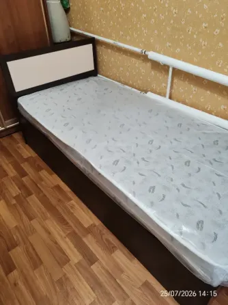 Продам кровать с матрасом Донецк