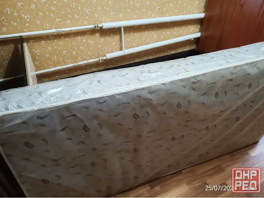 Продам кровать с матрасом Донецк - изображение 5