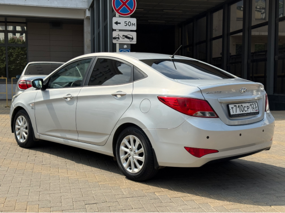 Hyundai Solaris 2016 г 1.6 Автомат Донецк