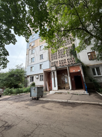 Продажа 2 х комнатой квартиры ! Ленинский район - улица Малахова Донецк