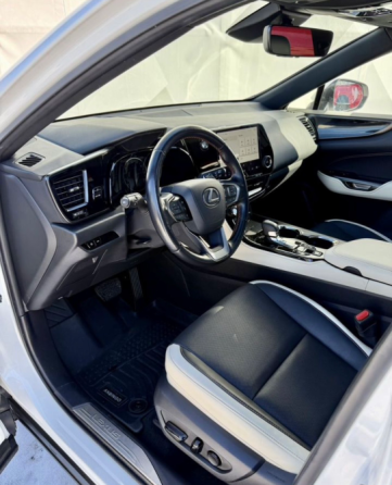 Lexus NX 350 awd 2022 год 36 тыс км родной полное переоформление состояние новой машины Донецк