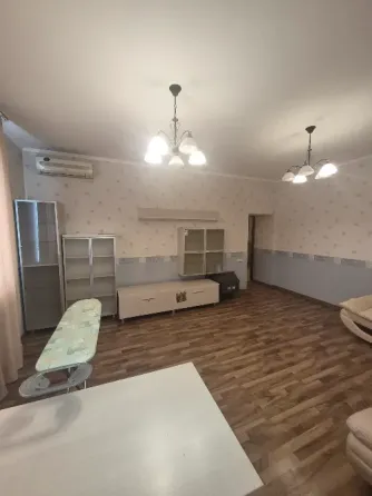 продам квартиру в центре города Донецк