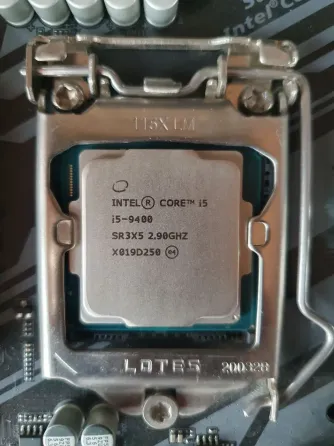 Материнская плата Gigabyte Z390 UD+Intel Core i5-9400+кулер Донецк