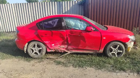 Продается MAZDA3 Sport 2007 г.в. для восстановления или на запчасти Енакиево